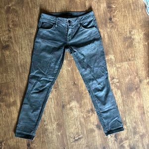 Sanctuary a list pants, size 24, Camo print. Worn a few times